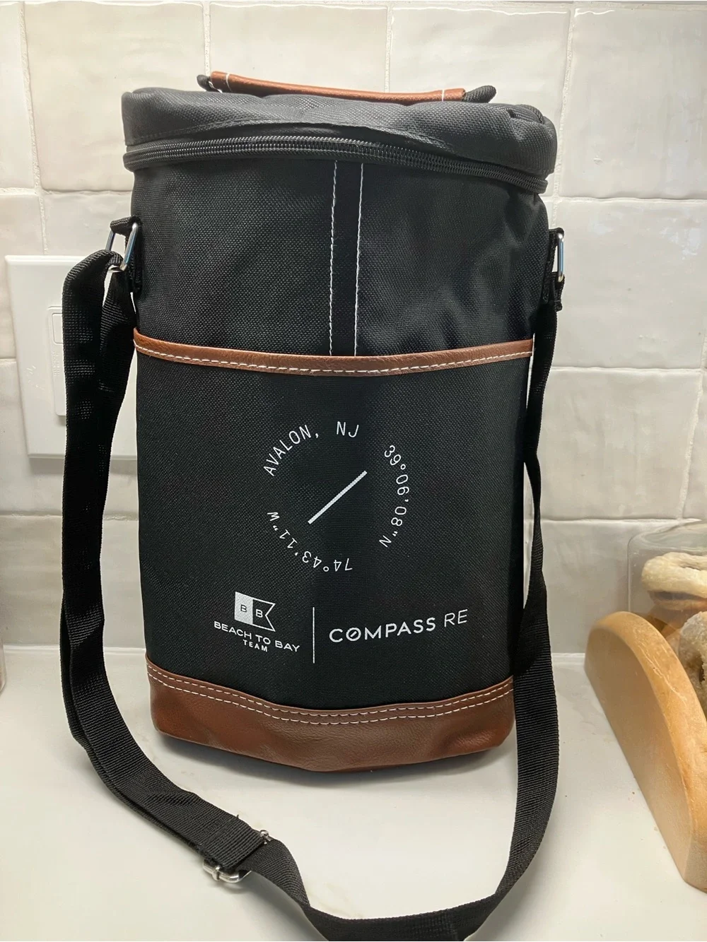 Black and Brown Insulated Wine Cooler/Carrier